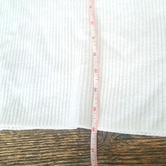 Modern Minimalist Cropped Knit Sweater | Oversized Boxy Textured Sleeves - Picture 13 of 15